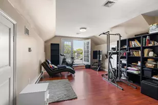 581 California St, Newton, MA 02460 - Photo 18