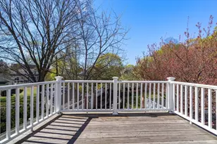 581 California St, Newton, MA 02460 - Photo 14
