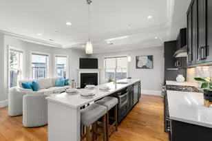 27 Washburn St, Boston, MA 02125 - Photo 4