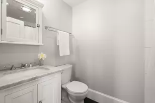 27 Washburn St, Boston, MA 02125 - Photo 12
