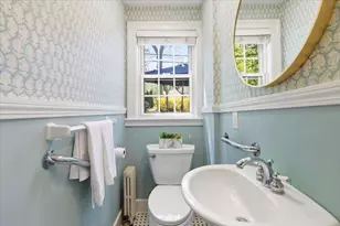 40 Woodard Rd, Boston, MA 02132 - Photo 16