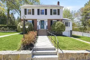 40 Woodard Rd, Boston, MA 02132 - Photo 2