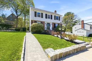 40 Woodard Rd, Boston, MA 02132 - Photo 4