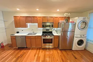 130 W 8th St, Boston, MA 02127 - Photo 4