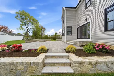 23 Day Cir, Woburn, MA 01801 - Photo 10