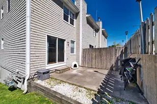 103 Valentine St, Fall River, MA 02720 - Photo 40