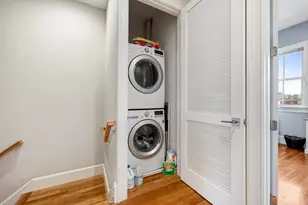 480-482 E 4th St, Boston, MA 02127 - Photo 14