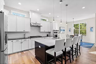 61 Ridgewood Dr, Stow, MA 01775 - Photo 4