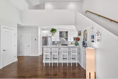 225 Dorchester St #15, Boston, MA 02127 - Photo 10
