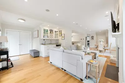 8 Covington St #1, Boston, MA 02127 - Photo 6