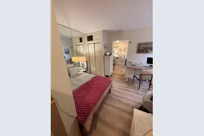 68 Myrtle #7, Boston, MA 02114 - Photo 6