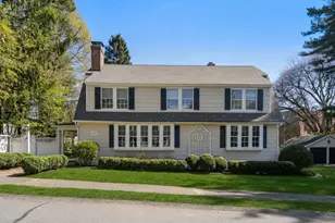 16 Denton Rd, Wellesley, MA 02482 - Photo 2