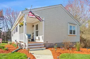58 Brookbend Way E, East Bridgewater, MA 02333 - Photo 2