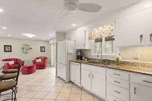 105 Green Meadow Dr, Tewksbury, MA 01876 - Photo 14