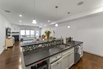 350 W 2nd St #2, Boston, MA 02127 - Photo 6