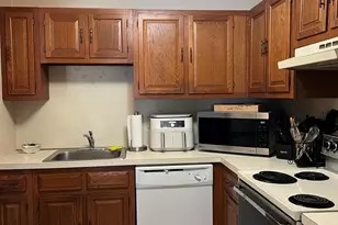 320 Fellsview Terrace, Stoneham, MA 02180 - Photo 4