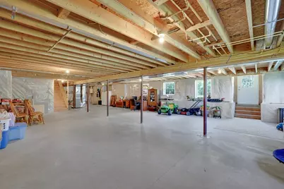 8 Carla Ln, Wilbraham, MA 01095 - Photo 32