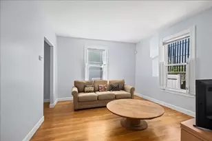 9 Allen Ct, Somerville, MA 02143 - Photo 4