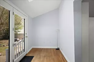 9 Allen Ct, Somerville, MA 02143 - Photo 10