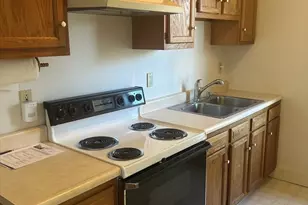 123 Mayfield St, Worcester, MA 01602 - Photo 2