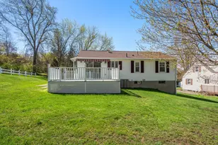 22 Buckingham Ave, West Springfield, MA 01089 - Photo 26