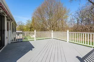 22 Buckingham Ave, West Springfield, MA 01089 - Photo 12