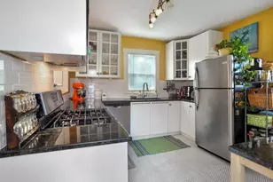 14 Highland Ave, Hull, MA 02045 - Photo 6