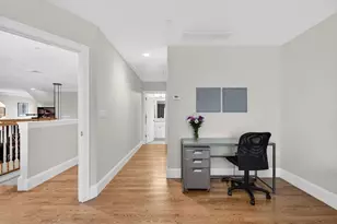25 Crenshaw Ln, Andover, MA 01810 - Photo 28
