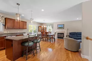 32 Steele St, Holden, MA 01520 - Photo 4
