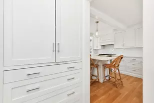 36 Stockbridge St, Cohasset, MA 02025 - Photo 8