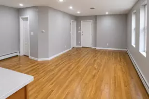 898 Huntington Ave, Boston, MA 02115 - Photo 4