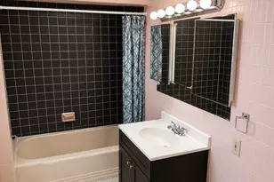 898 Huntington Ave, Boston, MA 02115 - Photo 10