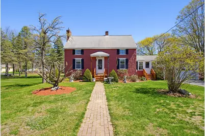 136 Chapel St, Gardner, MA 01440 - Photo 1