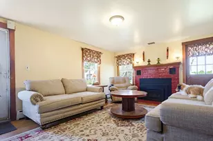 136 Chapel St, Gardner, MA 01440 - Photo 8