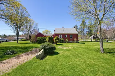 136 Chapel St, Gardner, MA 01440 - Photo 2
