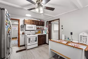 91 Great Woods Rd, Saugus, MA 01906 - Photo 4