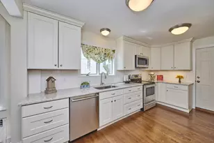 34 Converse Ave, Newton, MA 02458 - Photo 8
