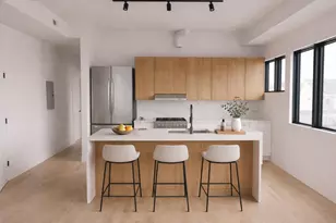 15 Clyde St, Somerville, MA 02145 - Photo 2