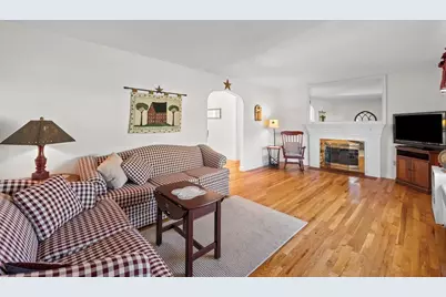 16 Thornton Rd, Worcester, MA 01606 - Photo 6