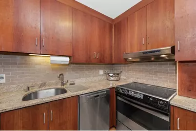 404 Beacon Street #3, Boston, MA 02115 - Photo 8