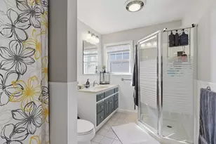 411B Lake Ave, Worcester, MA 01604 - Photo 20