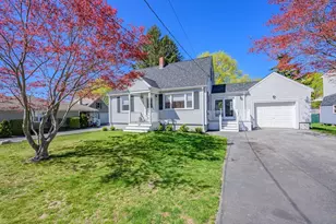 186 Compos St, Somerset, MA 02726 - Photo 2