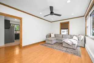 186 Compos St, Somerset, MA 02726 - Photo 12
