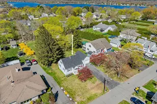 186 Compos St, Somerset, MA 02726 - Photo 30