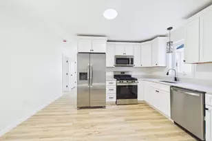 33 Crapo St, New Bedford, MA 02740 - Photo 20