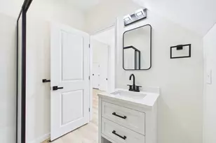 33 Crapo St, New Bedford, MA 02740 - Photo 30