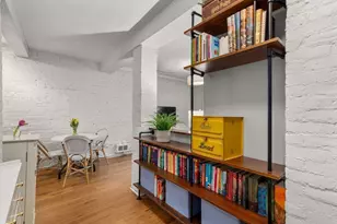 4 Colliston Rd, Boston, MA 02135 - Photo 8