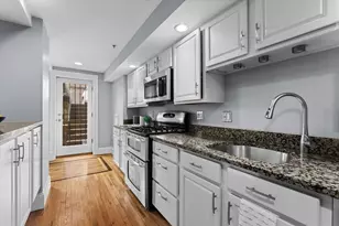 453 Massachusetts Ave, Boston, MA 02118 - Photo 14
