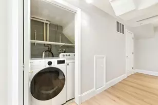 442 Main St, Boston, MA 02129 - Photo 18