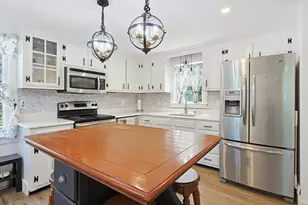 713 Sandwich Rd, Falmouth, MA 02536 - Photo 16